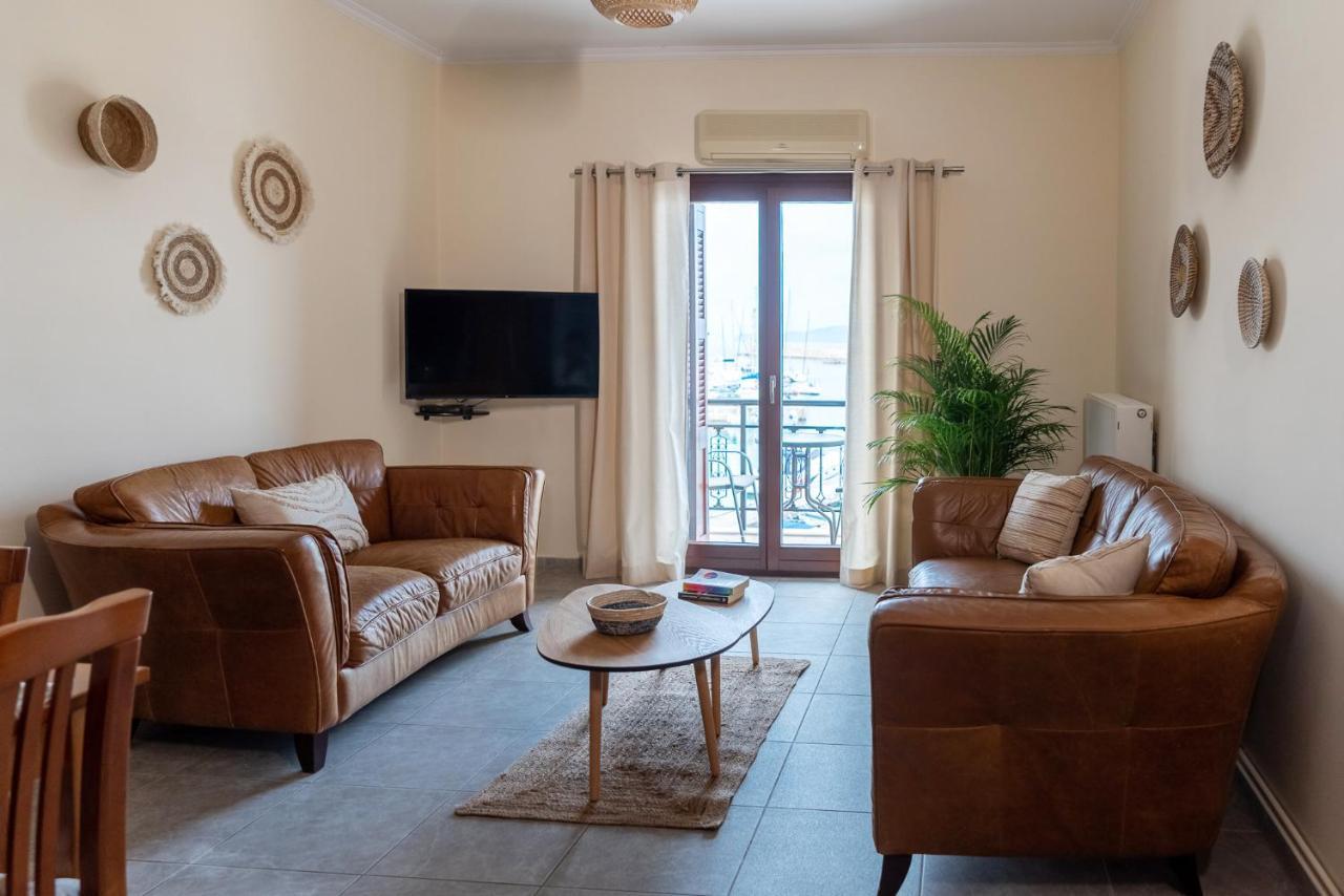 Destino Home Overlooking The Venetian Port Of Chania La Canea Esterno foto