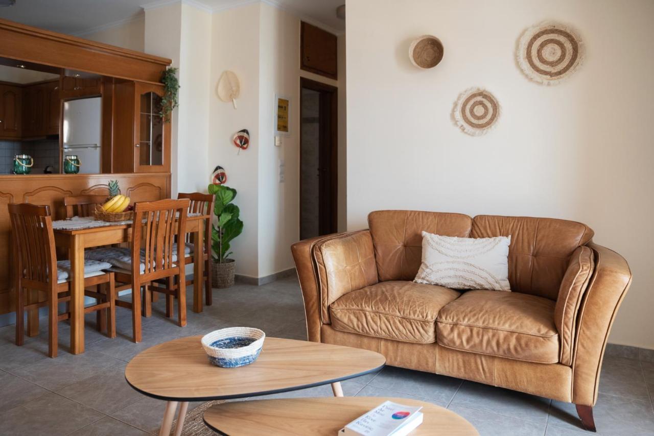 Destino Home Overlooking The Venetian Port Of Chania La Canea Esterno foto