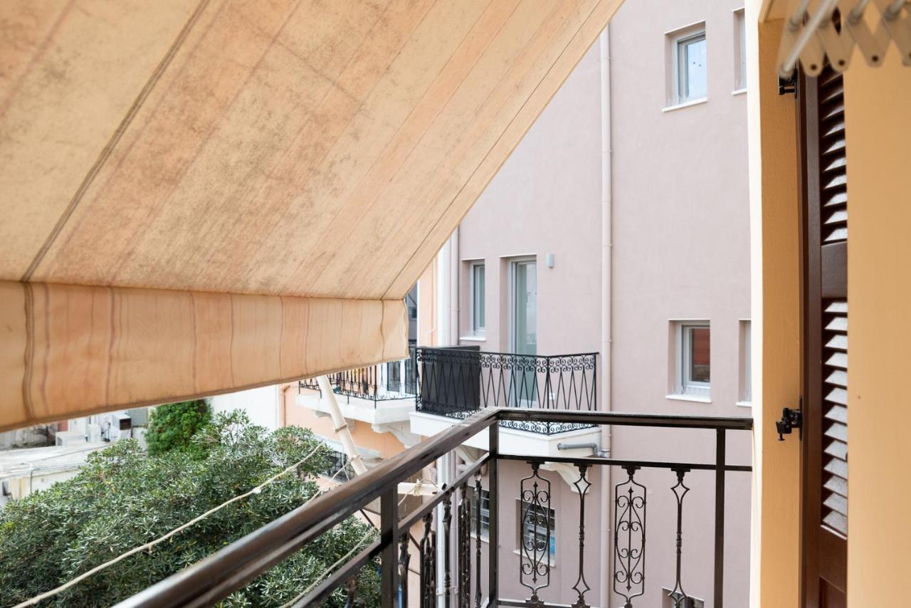 Destino Home Overlooking The Venetian Port Of Chania La Canea Esterno foto