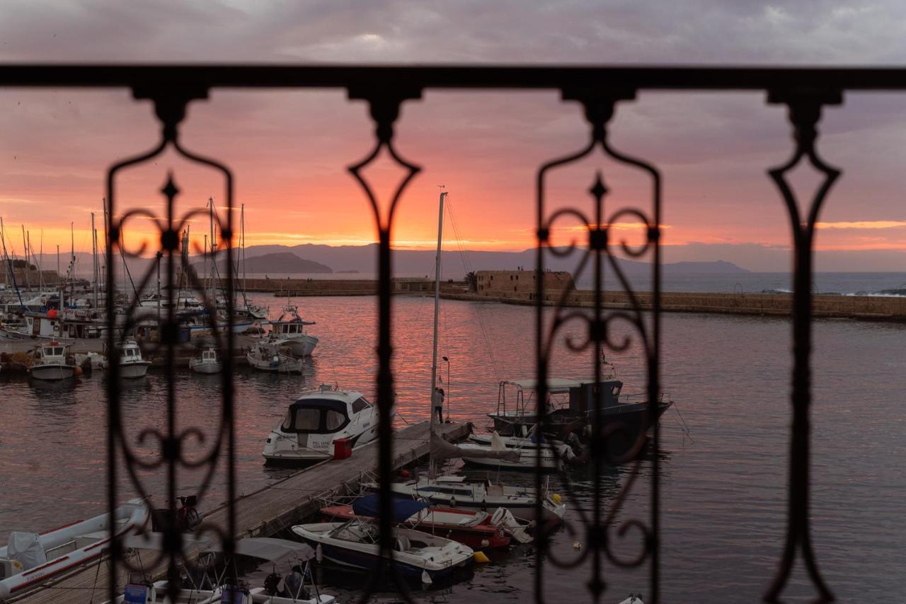 Destino Home Overlooking The Venetian Port Of Chania La Canea Esterno foto
