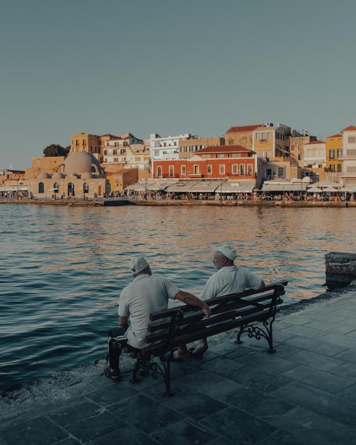 Destino Home Overlooking The Venetian Port Of Chania La Canea Esterno foto