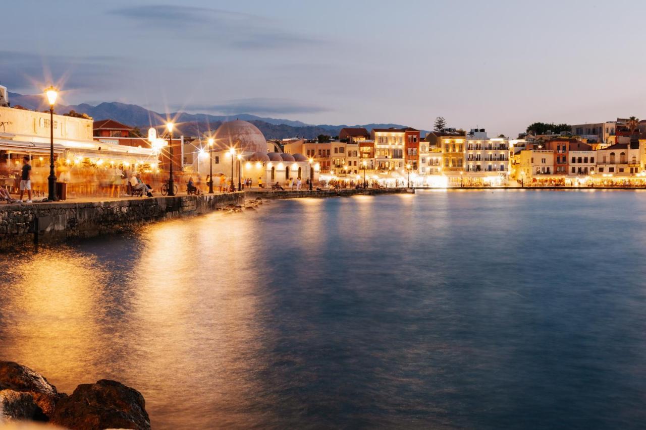Destino Home Overlooking The Venetian Port Of Chania La Canea Esterno foto