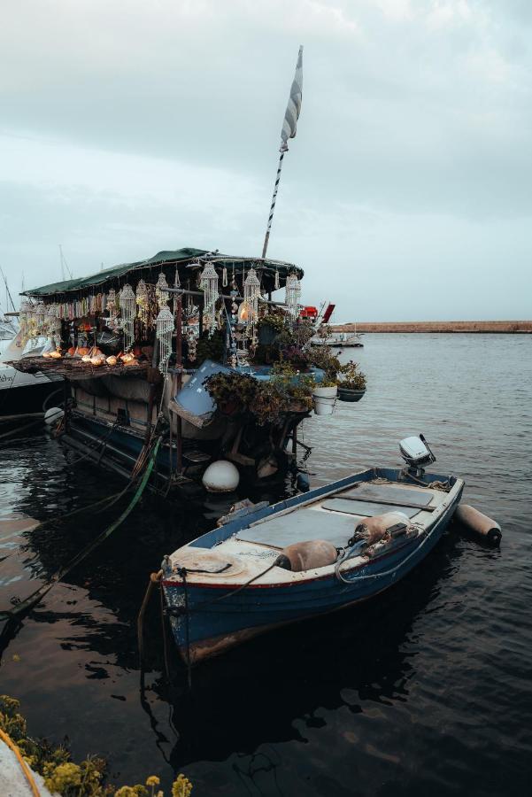 Destino Home Overlooking The Venetian Port Of Chania La Canea Esterno foto